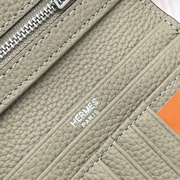 エルメス財布コピー着用イメージ